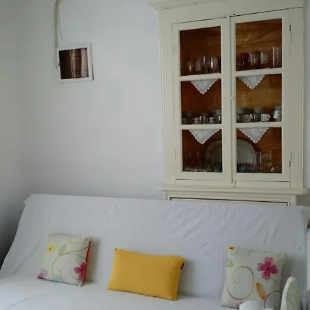 Marthas Traditional House *