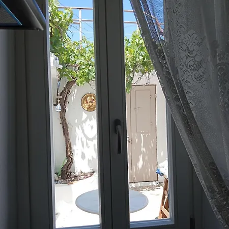 Marthas Traditional House * Symi