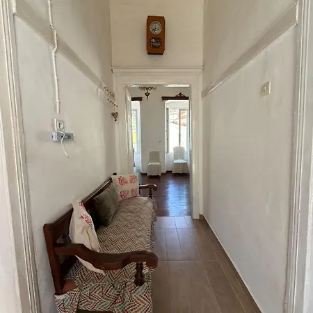 Marthas Traditional House *