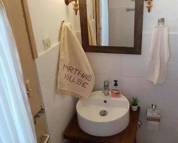 Marthas Traditional House * 锡米