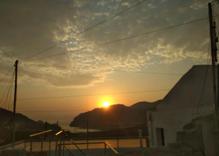 Marthas Traditional House * Symi